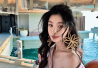 祝贺正式娶妻！娶幼19岁内人玩地下恋勾上剧组同事狂吸脖子！今口碑洗白全网看好？及泰王室甄嬛传更新立储大战？逃亡王子归国半年遍地刷脸幼王子巨款搞慈善攒声望泰王隔岸观虎斗？-臧精客17岁免费安笑入口