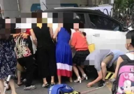 武汉学生坠楼母亲也死了,武汉小学生母亲继子坠亡后，自身亦不幸离世